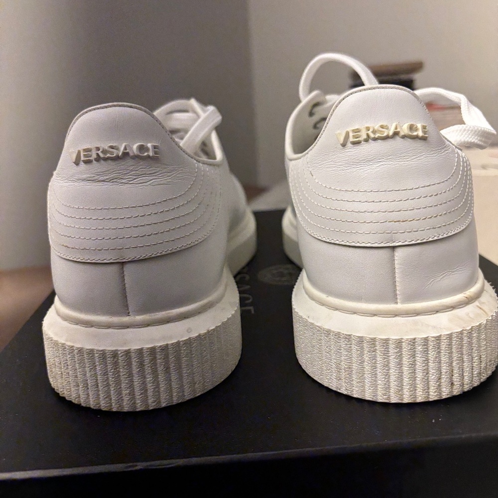 Mens White Versace  Medusa  Sneakers